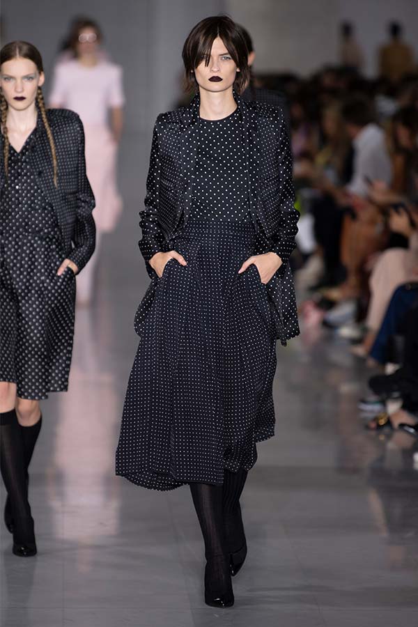 Maxmara Dots Runway 001 Max Mara Maxmara Dots Runway 001 Max Mara