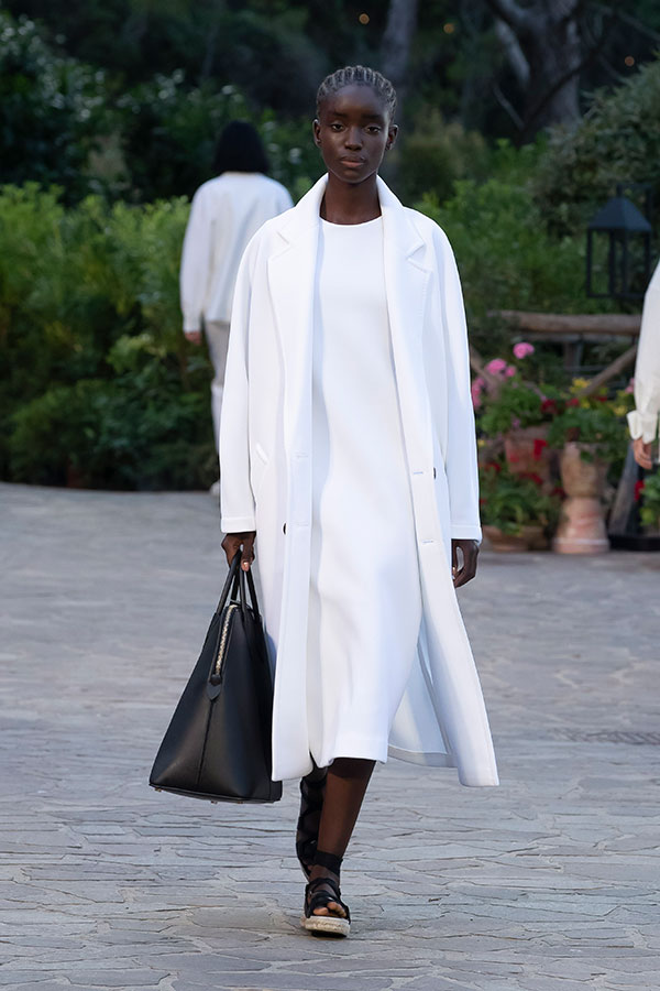 Resort 22 045 Max Mara Resort 22 045 Max Mara
